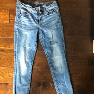regular waisted jeans